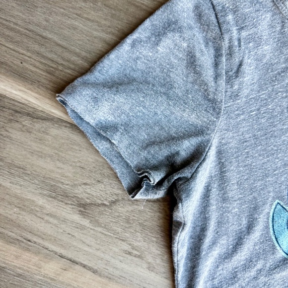 Chaser Graphic Tee “Good Vibes” Gray Blue Rainbow Print Size S - Picture 9 of 11